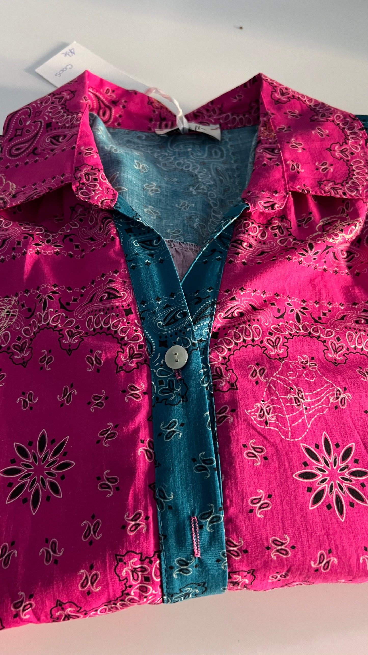 C005 - Chemise bandana rose et bleu canard