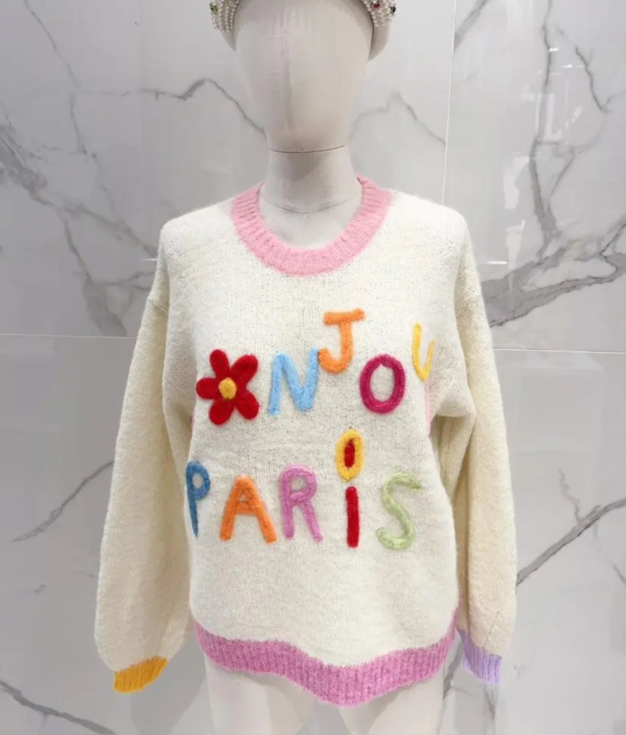 Pull modèle Bonjour Paris